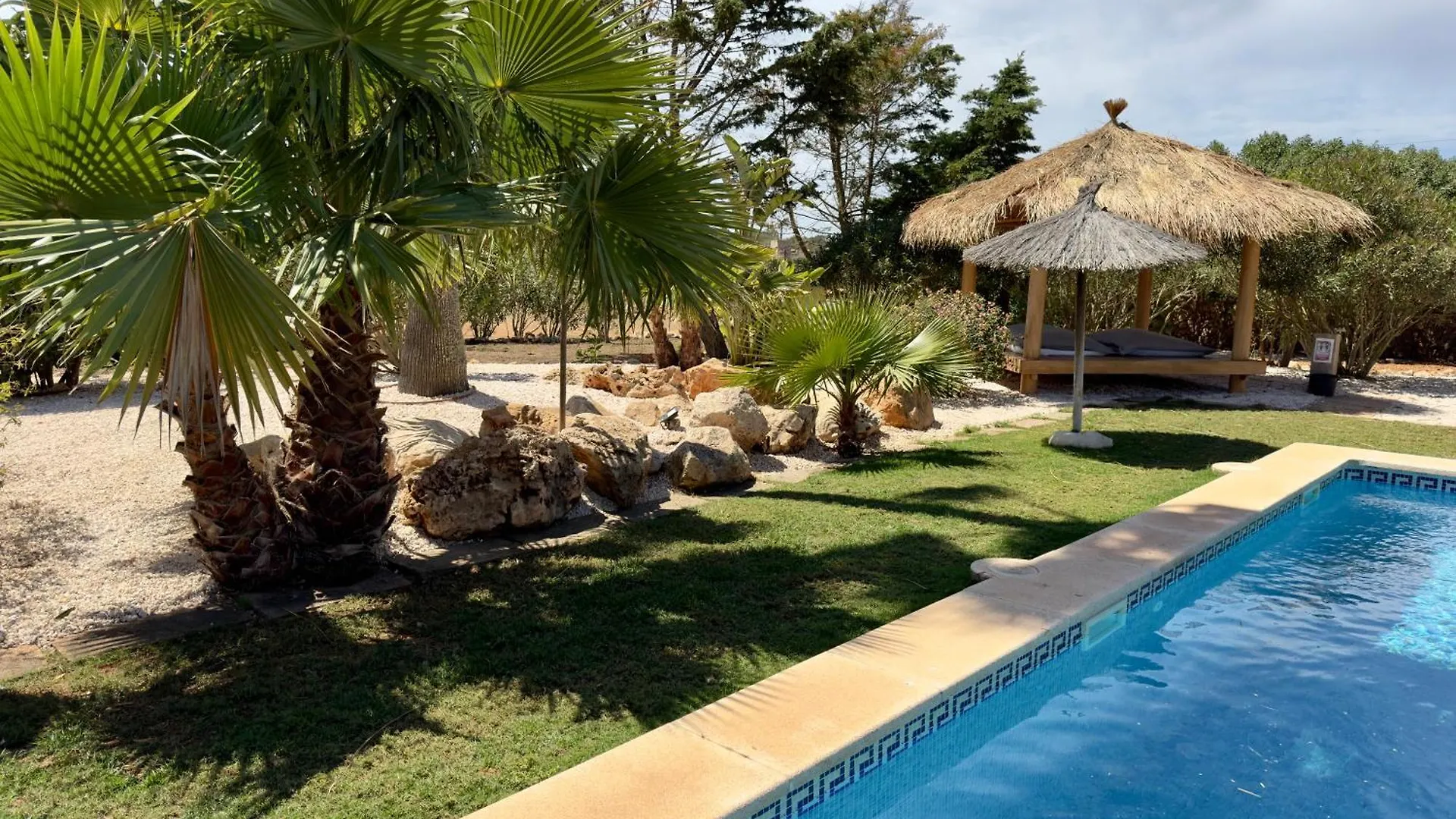 Traumhafte Finca Am Es Trenc Ses Covetes Spain